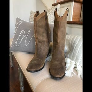 Jessica Simpson boots